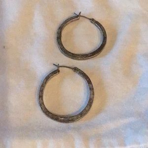 Silver hoop earings